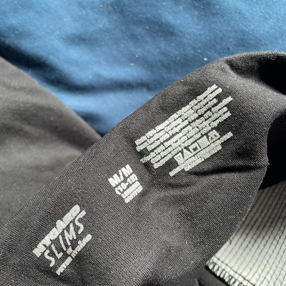 Black Leather NYGARD SLIMS - Picture 2 of 2